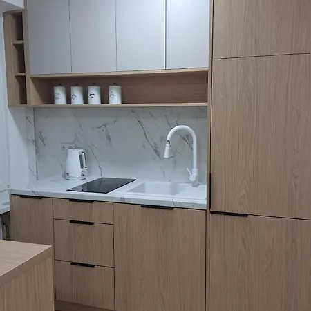 Mieszkanie Armii Krajowej Kawalerka Basen Centrum *
