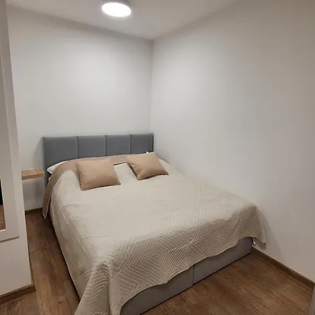 Mieszkanie Armii Krajowej Kawalerka Basen Centrum Nowy Sącz